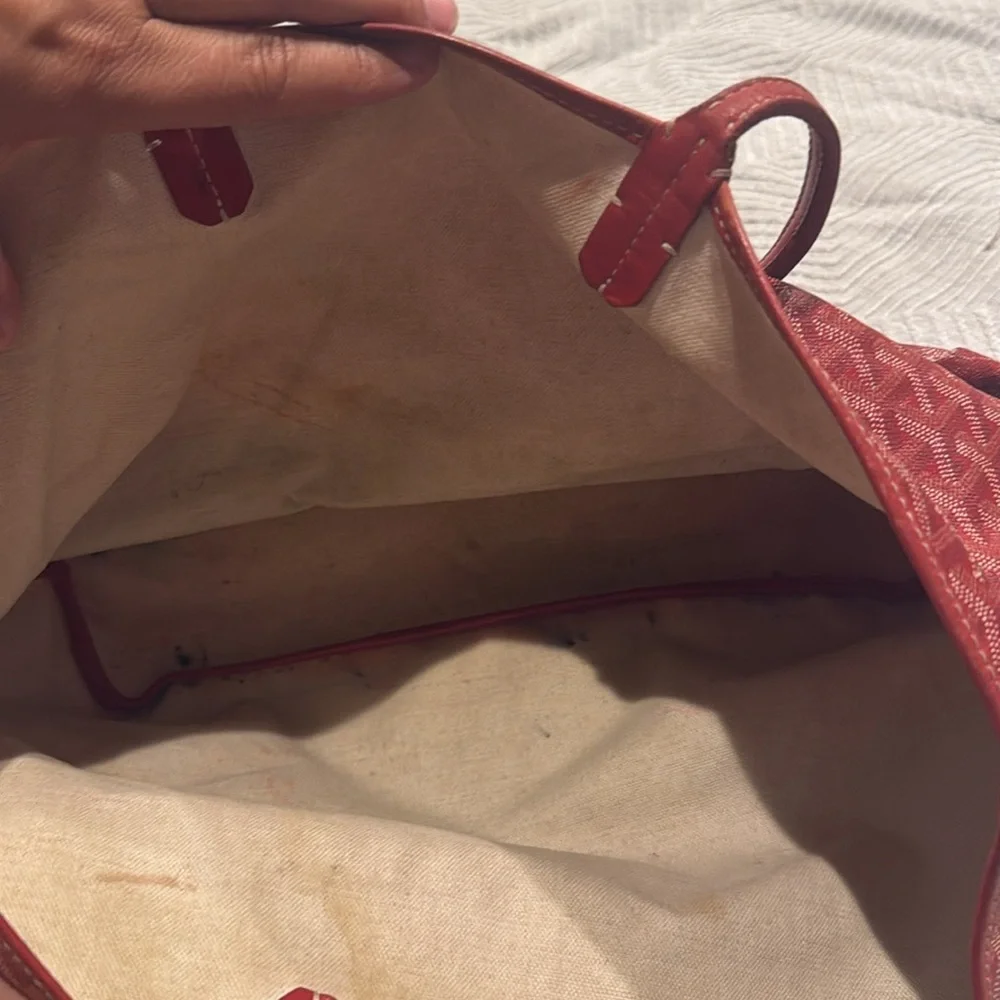 Authentic Goyard St. Louis Red Tote PM - Picture 10 of 14